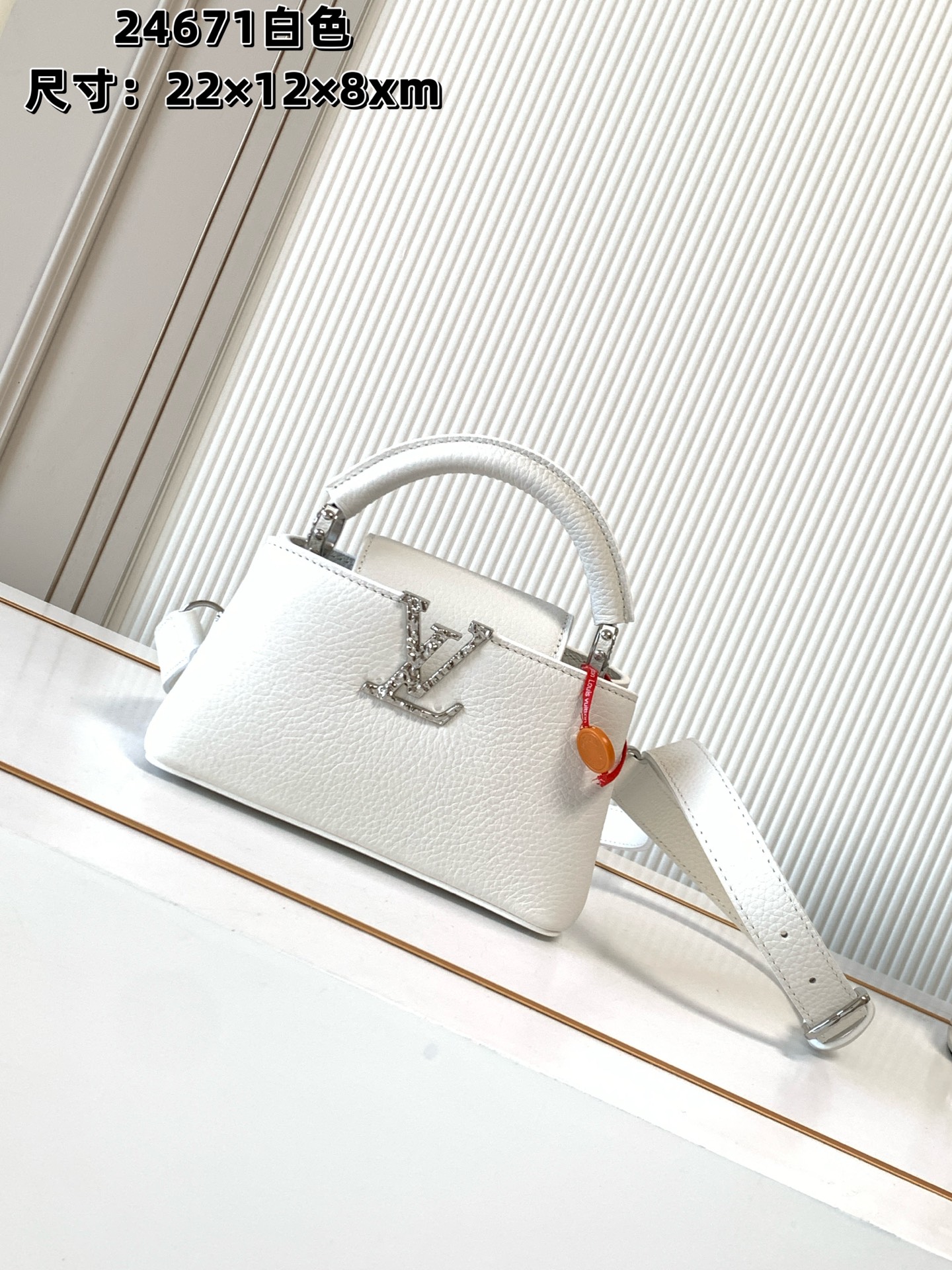 Louis Vuitton LV Classic Handbag Monogram Miroir LV Logo Detail Everyday Carry Luxury Designer